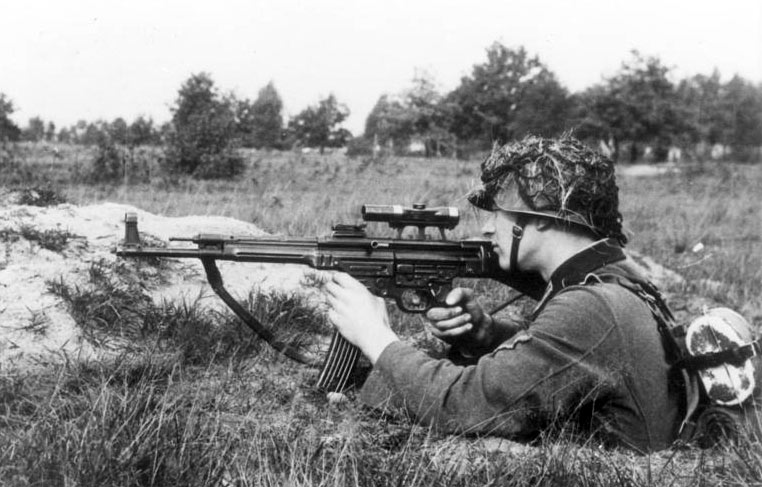 Soldier of Nazi Germany with Sturmgewehr 44